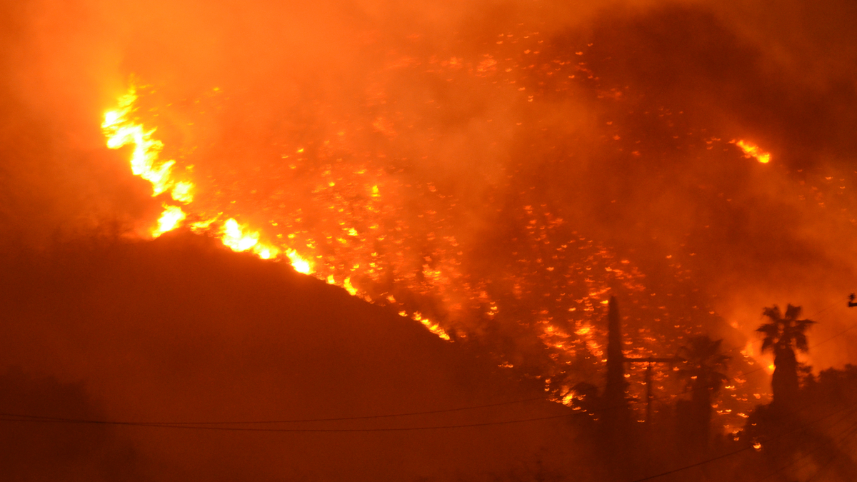 Photo of Thomas Fire in Southern California