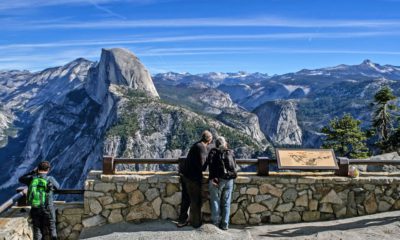 Photo of Yosemite Valley from Glacier Point overlook
