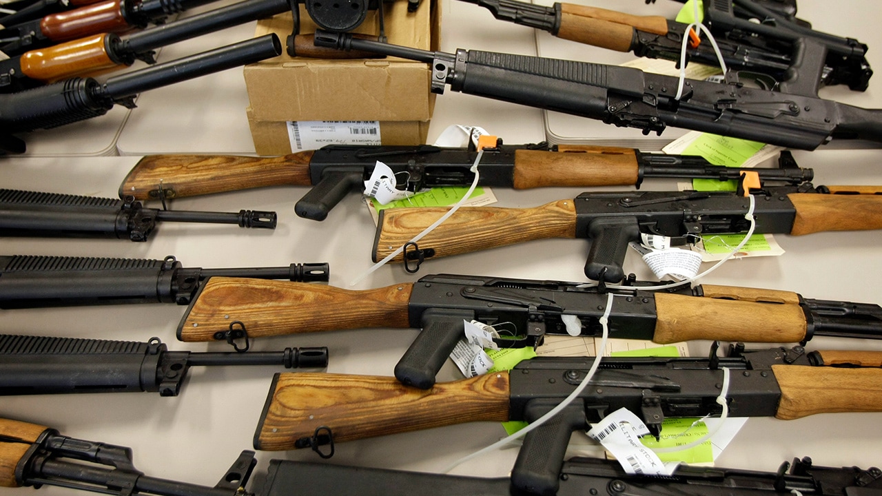 Photo of guns that were smuggled into Mexico