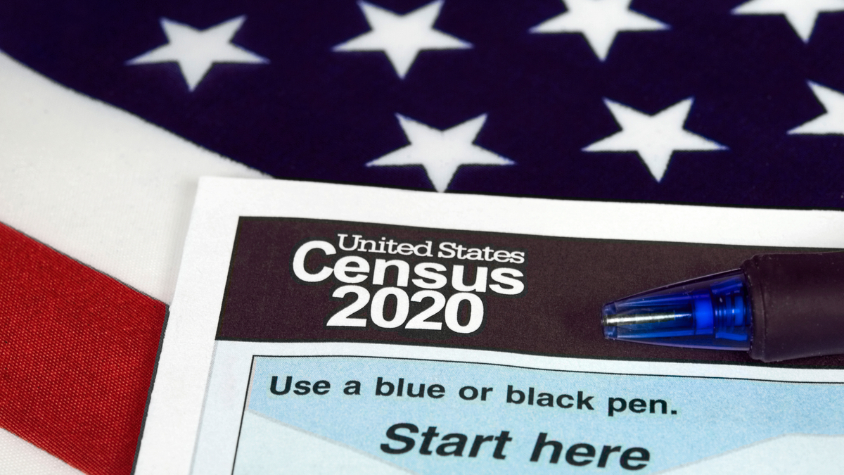 Composite illustration of 2020 US Census form