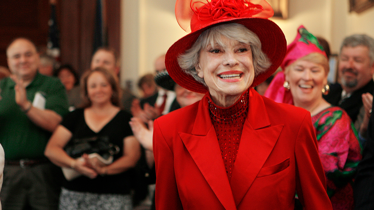 Photo of Carol Channing