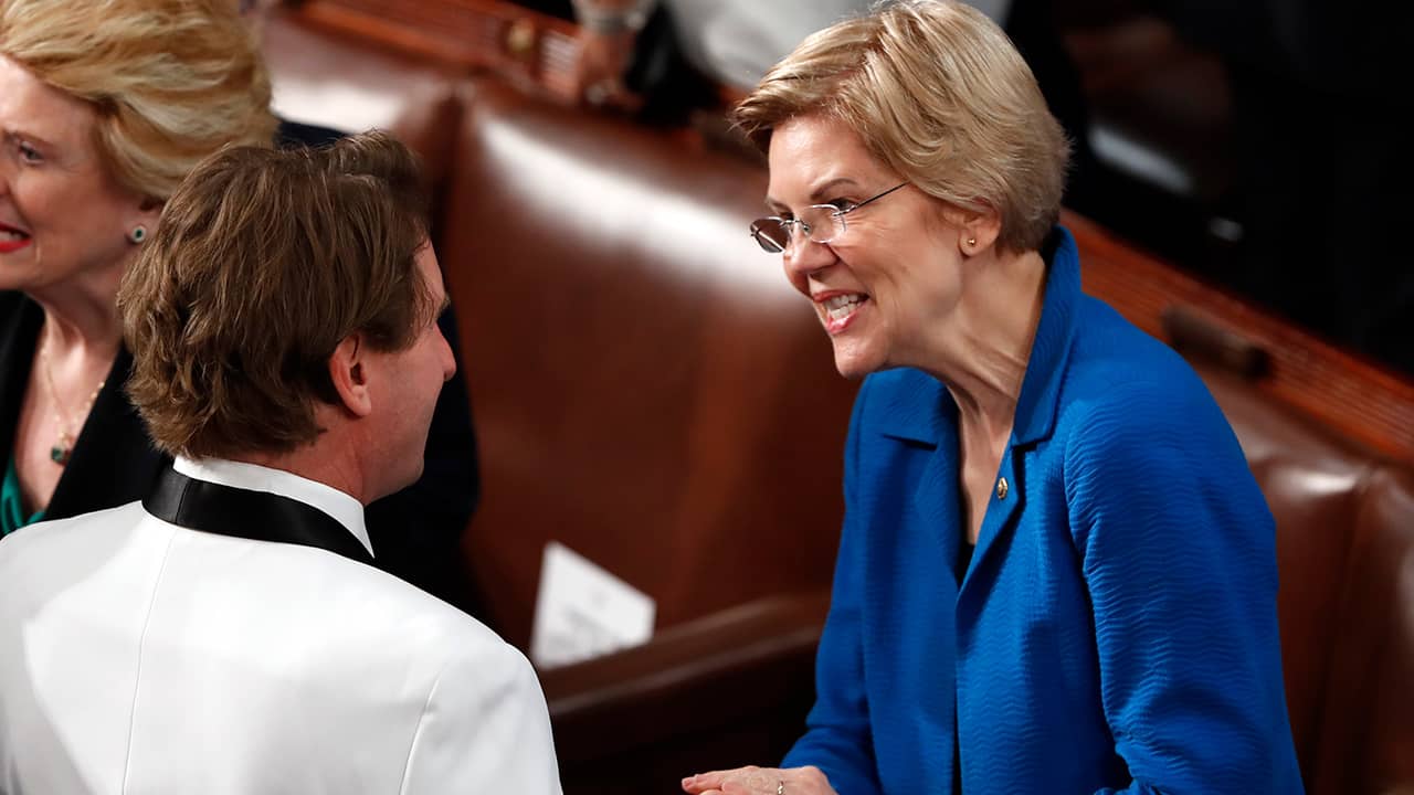 Photo of Elizabeth Warren