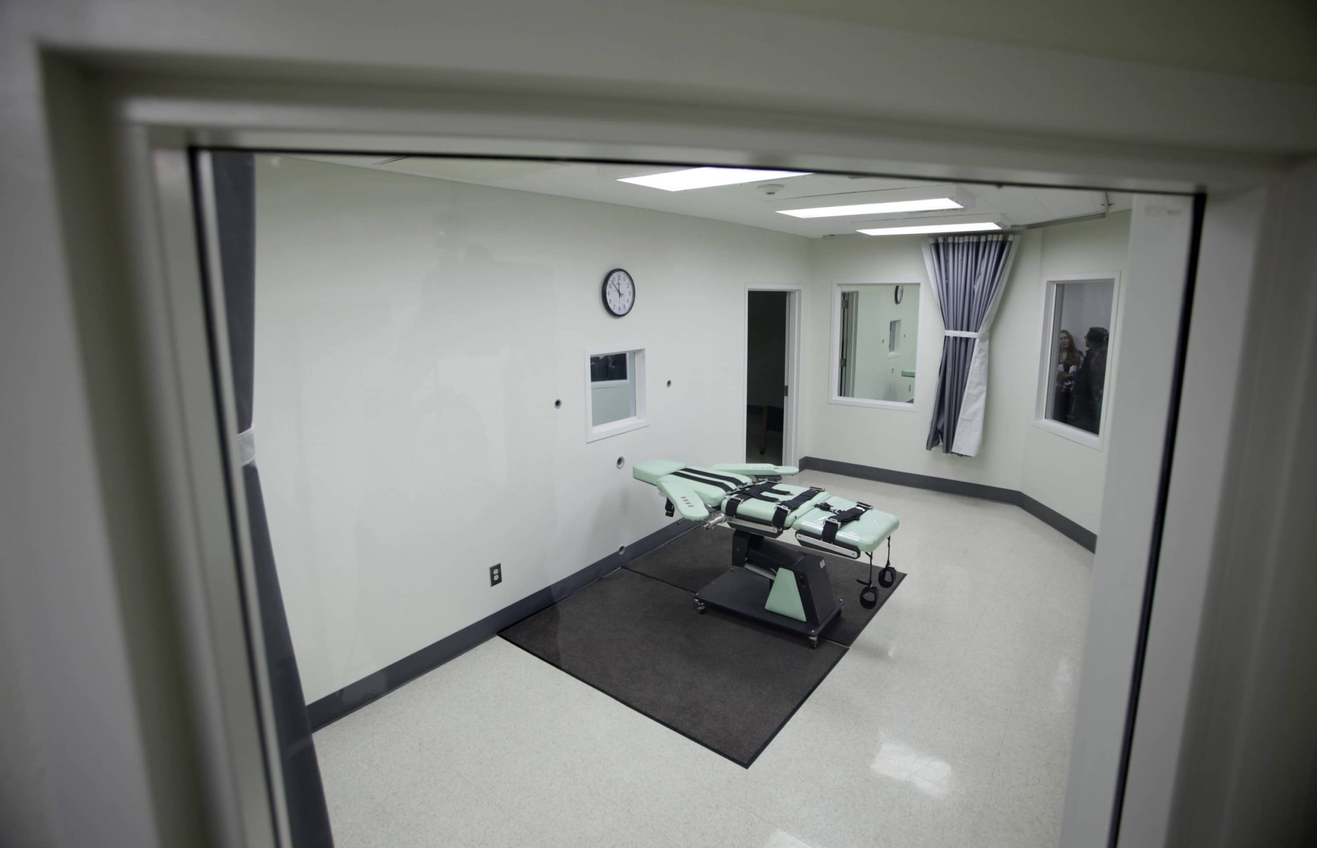 Photo of lethal injection facility at San Quentin State Prison