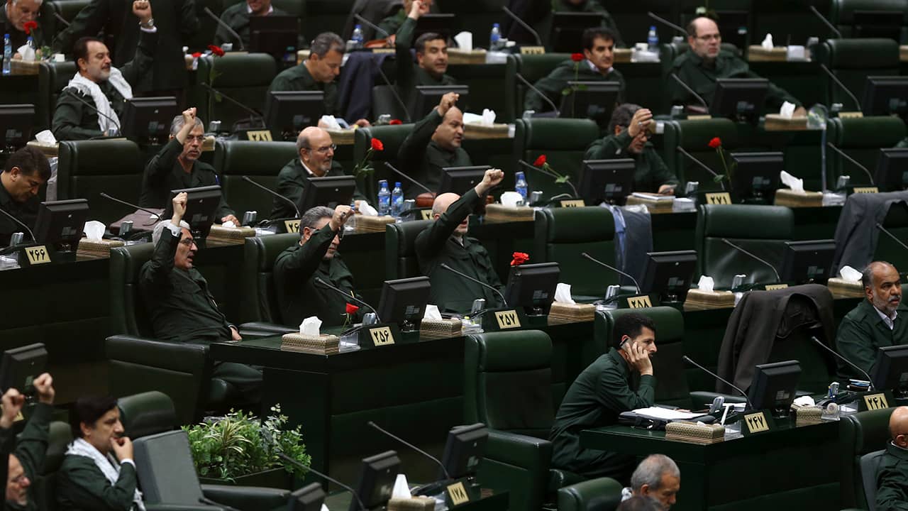 Photo of lawmakers