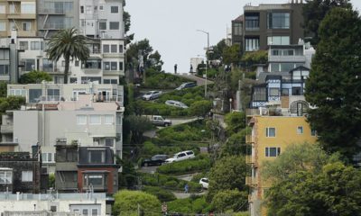 Photo of Lombard Street in San Francisco, CA