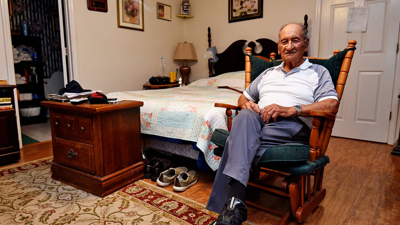 Photo of Dennis Trudeau, a WWII veteran