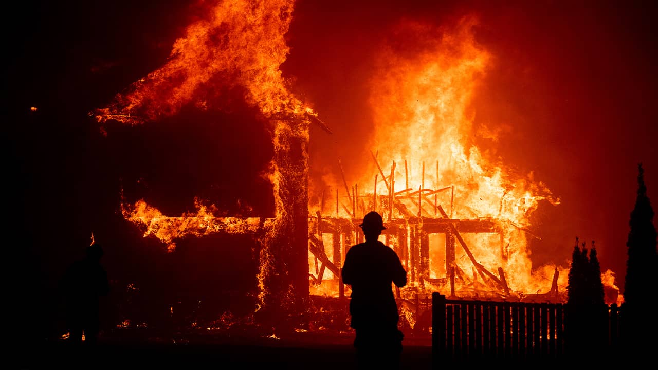 Photo of Camp Fire in Paradise, CA