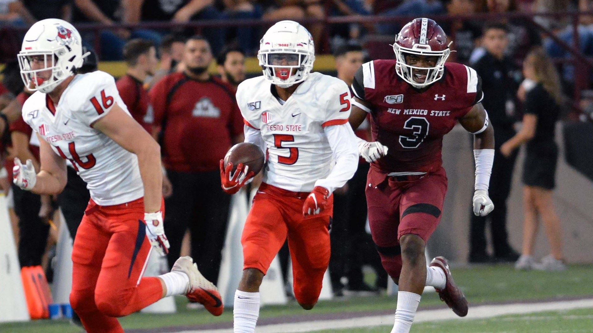 Photo of Fresno State's Jalen Cropper running with the football