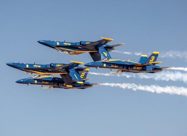 Blue Angels Double Farvel manuever features two inverted and two upright jets flying together in formation.