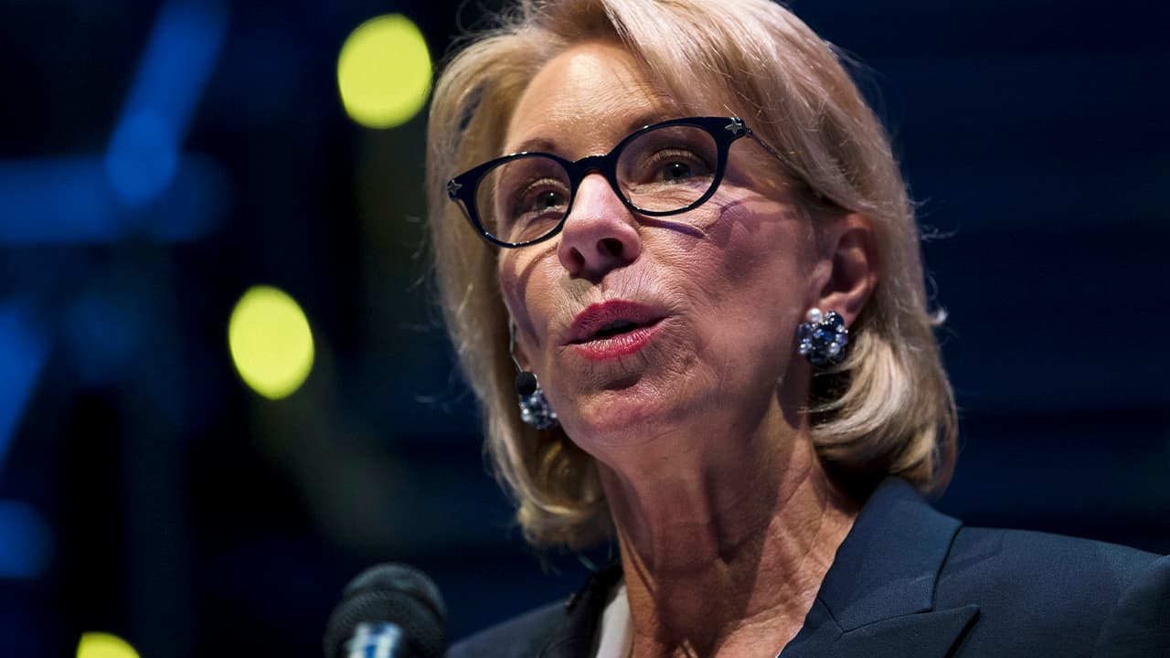 Photo of Education Secretary Betsy DeVos