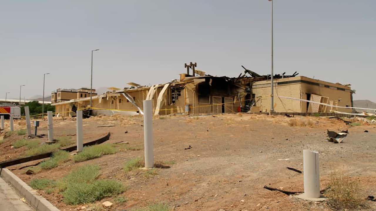 Photo of a building after it was damaged by a fire, at the Natanz uranium enrichment facility