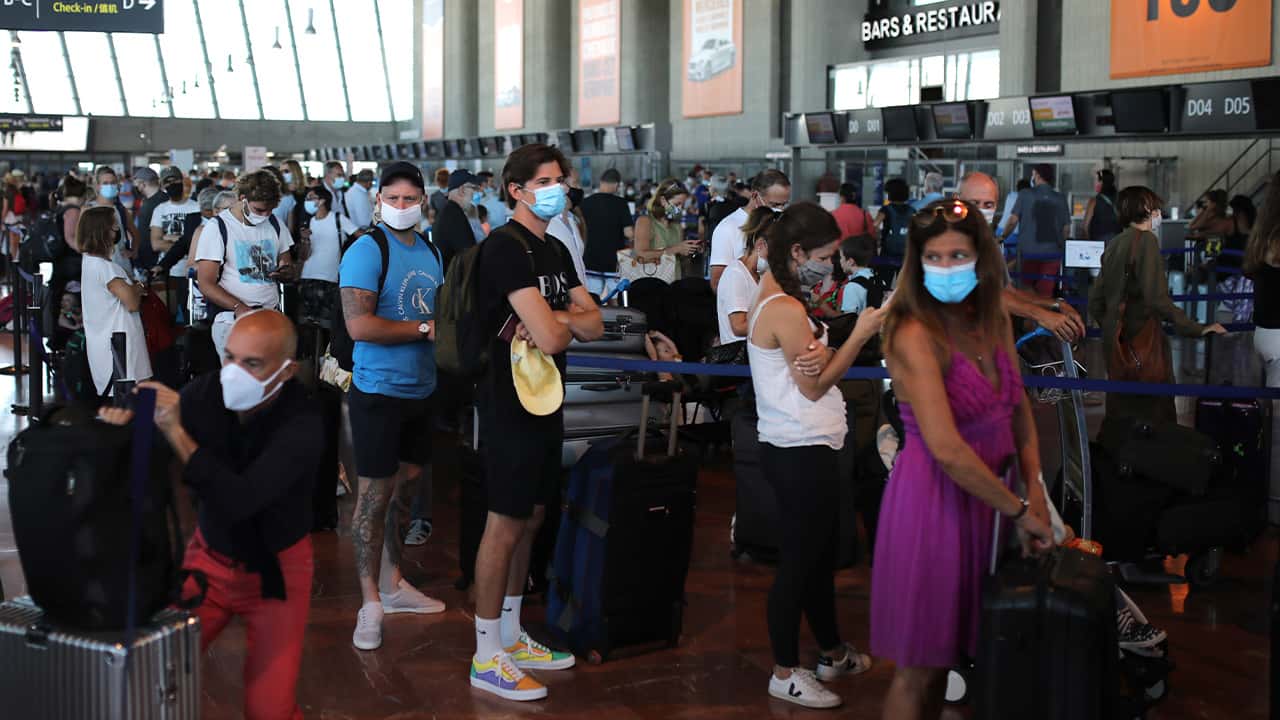 Photo of people at the airport