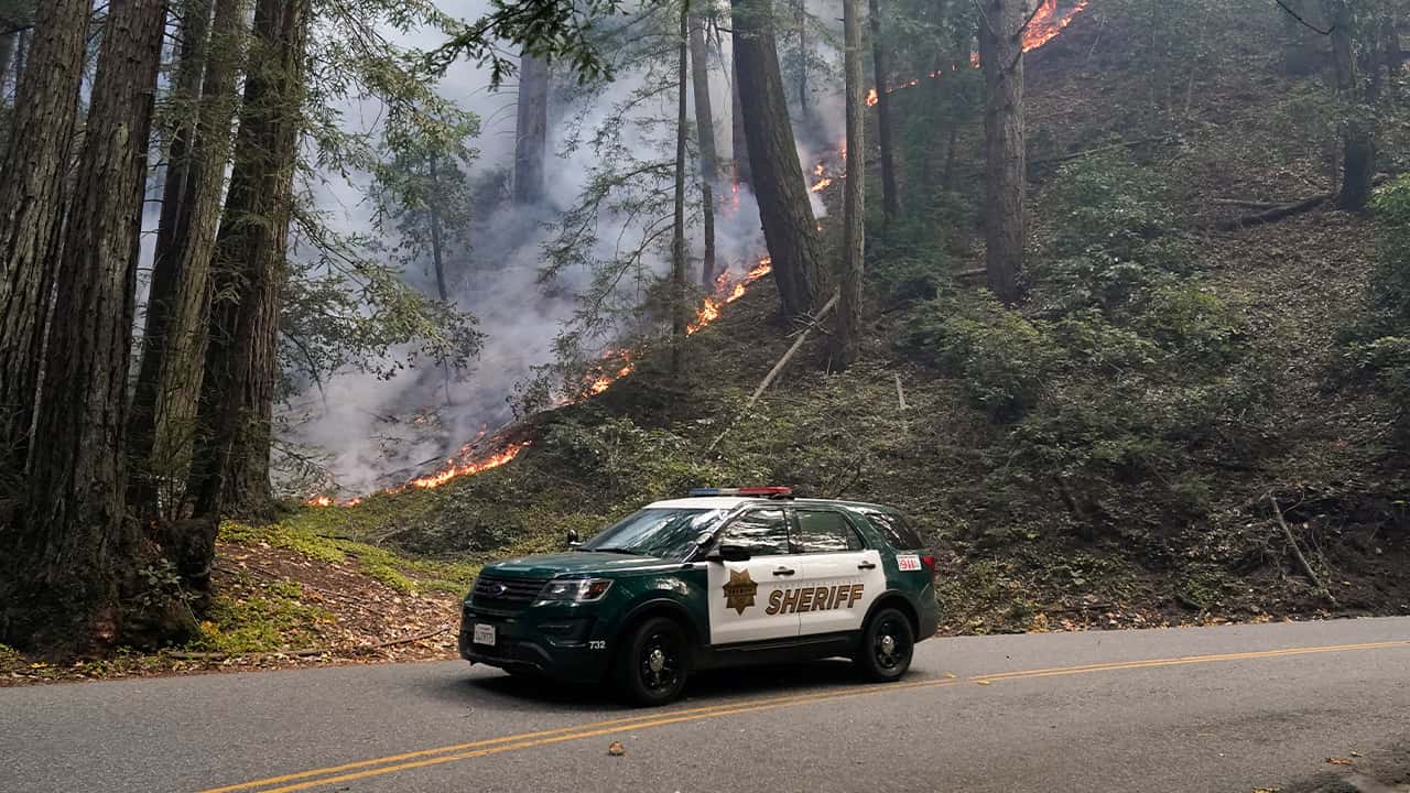 Photo of a sheriff car