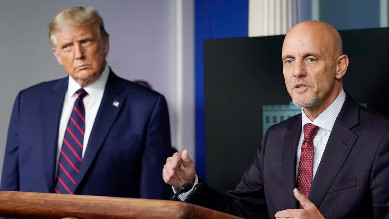 Photo of Donald Trump and Stephen Hahn
